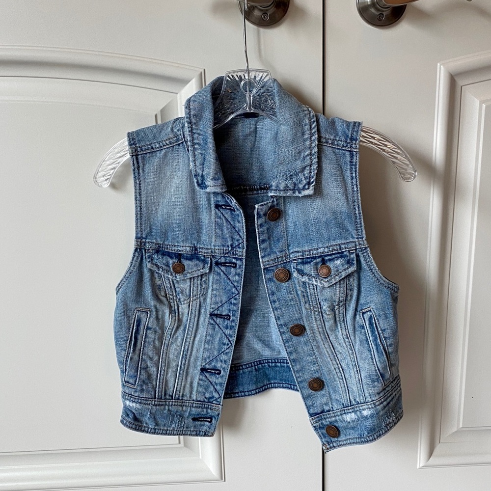 American Eagle Cropped Vest Denim Light Wash